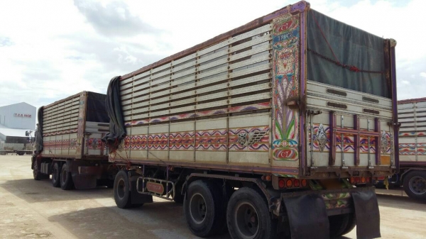 ขายดาวน์รถพ่วง 22 ล้อ แม่.ลูก กระบะเนียมคอกเกษตรดั้ม HINO 344 ปี.54 ราคา.700000 รถใช้งานอยู่ สนใจนัดดูรถได้เลย ขายดาวน์รถพ่วง 22 ล้อ แม่.ลูก กระบะเนียมคอกเกษตรดั้ม HINO 344 ปี.54 ราคา.700000 รถใช้งานอยู่ สนใจนัดดูรถได้เลย