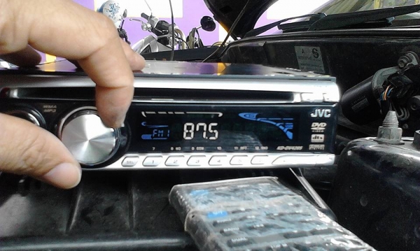 mp3 JVC + จอ มีรีโมท ทั้งสองเครื่อง mp3 JVC + จอ มีรีโมท ทั้งสองเครื่อง