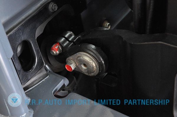 ขายรถโฟล์คลิฟท์มือสอง TOYOTA รุ่น 8FD30 ราคา xxx,xxx บาท นำเข้าจากประเทศญี่ปุ่น 100\% ไม่เคยใช้งานในไทย