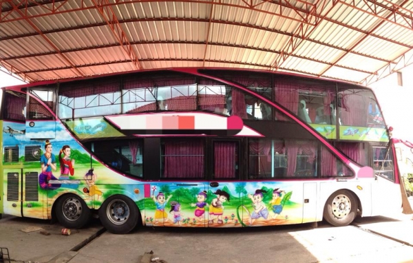 ขายรถบัสปรับอากาศVIP(ทัวร์)2ชั้น ขายราคาถูกมาก