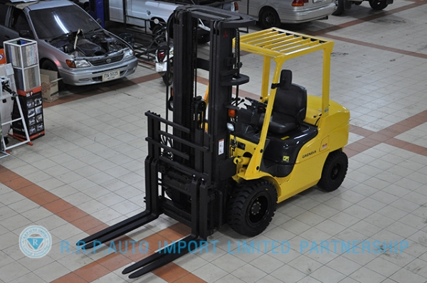 ขายรถโฟล์คลิฟท์มือสอง MITSUBISHI GRENDIA รุ่น FD30T  ราคา xxx,xxx บาท นำเข้าจากประเทศญี่ปุ่น 100\% ไม่เคยใช้งานในประเทศไทย