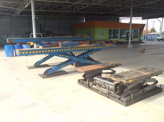 ขายลิฟท์ยกรถ Hitachi มือสองญี่ปุ่น ยกได้2.5ตัน