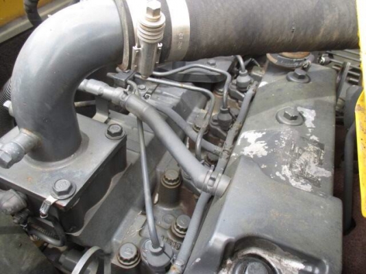 ขายแม็คโคร KOMATSU PC 130-7 ทำงาน 5234 ชั่วโมง แทร็คกว้าง 70 CM พร้อมใช้งาน นำเข้าจากต่างประเทศ ติดต่อ คุณอิทธิวัฒน์ 095-7467778 ครับ