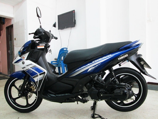 ขาย Nouvo SX ลาย GP Edition ตัว TOP ล้อแม็ก ปี 2014 ไมล์แท้ 7561 กม สภาพสวย เครื่องหัวฉีดประหยัดน้ำมัน แม็กสวยไม่คดไม่ดุ้ง มีกุญแจแท้ 2 ดอก สีน้ำเงิน ขาว ดำ ราคา 37900 บาท