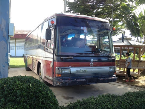 รถบัส เครื่องยนต์ 195 แรงม้า 33ที่นั่ง มีแอร์ มีทะเบียน