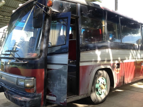 รถบัส เครื่องยนต์ 195 แรงม้า 33ที่นั่ง มีแอร์ มีทะเบียน