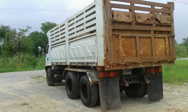 ขายดั้ม2เพลา ร็อกกี้175แรง เครื่องดีแคชซีสวย พ.เพาเวอร์ เบรกทิฟฟี่ ภายในสวย แอร์เย็น สภาพพร้อมใช้งาน เอกสารพร้อมโอน สนใจโทร 090-8588220คุณนะ 093-3258446คุณบิว หรือเข้าดูสินค้าอื่นๆได้ที่ www.truck.in.th/498 หรือเพจFacebook ณรงค์ ซื้อขายรถมือสอง (เว็บไซต์ส