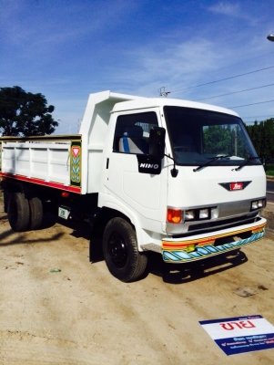 FC2w ดัมพ์ดิน ยาว 4 เมตร เครื่อง 120 แรงห้างแท้ รถสวยพร้อมใช้งานครับผม ราคาต่อรองได้