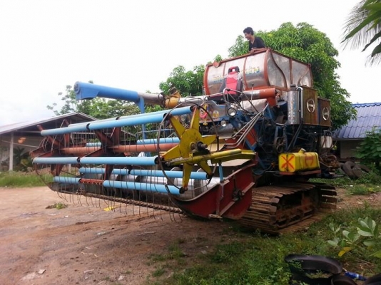 ขายรถเกี่ยวข้าว ไทยเจริญ อุ้ม2.5ตัน เครื่อง195เทอร์โบ ตัวเดิน12 ปั้ม22ไดกิ้น อุ้มปรับระดับ สภาพสวยพร้อมใช้งาน สนใจโทร 090-8588220คุณนะ 093-3258446คุณบิว หรือเข้าดูสินค้าอื่นๆได้ที่ www.truck.in.th/498 หรือเพจFacebook ณรงค์ ซื้อขายรถมือสอง (เว็บไซต์ส่วนตัว ขายรถเกี่ยวข้าว ไทยเจริญ อุ้ม2.5ตัน เครื่อง195เทอร์โบ ตัวเดิน12 ปั้ม22ไดกิ้น อุ้มปรับระดับ สภาพสวยพร้อมใช้งาน สนใจโทร 090-8588220คุณนะ 093-3258446คุณบิว หรือเข้าดูสินค้าอื่นๆได้ที่ www.truck.in.th/498 หรือเพจFacebook ณรงค์ ซื้อขายรถมือสอง (เว็บไซต์ส่วนตัว