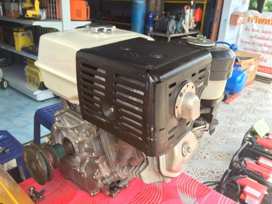 ขายเครื่องยนต์อเนกประสงค์ HONDA 13แรงม้า มือสองครับ ขายเครื่องยนต์อเนกประสงค์ HONDA 13แรงม้า มือสองครับ