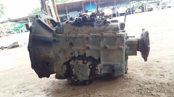 ขายด่วนเกียร์HO ใหญ่ เกียร์ฟูเลอร์ 6เกียร์เดินหน้า7เกียร์ถอย เข้าดีไม่มีหอนไม่มีดัง