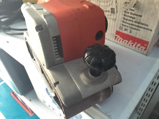 ขายเครื่องขัดกระดาษทราย MAKTEC MT940 มือสองครับ ขายเครื่องขัดกระดาษทราย MAKTEC MT940 มือสองครับ