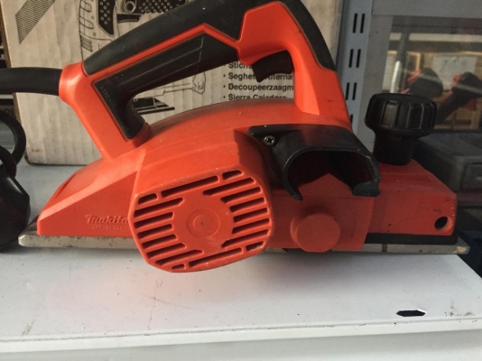 ขายกบไฟฟ้า MAKTEC MT191 มือสองสภาพดีครับ