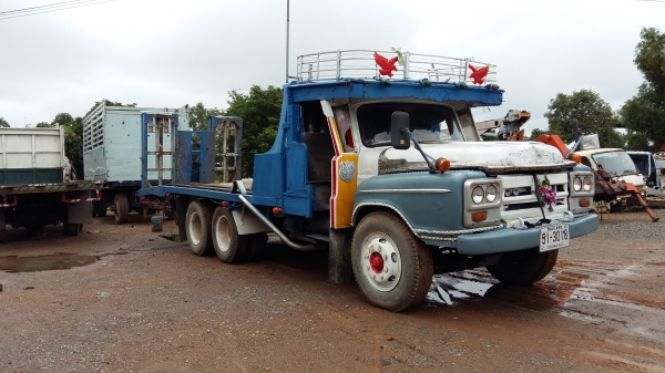 ขายด่วน10ล้อเทเลอร์หัวยาว เครื่องROCKYคานหน้าใหญ่ ช่วงล่างแน่น บันไดกระดกได้