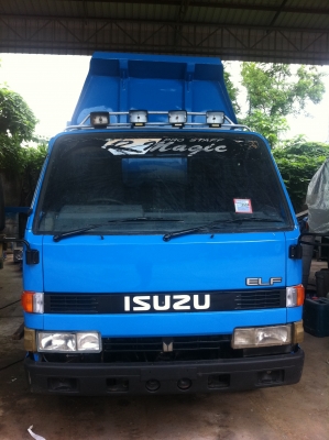 ISUZU NKR