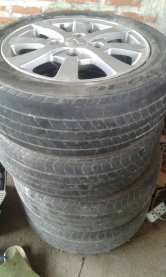 แม็ก15/4/114พร้อมยางสภาพดีไม่คตไม่ดุ้ง แม็ก15/4/114พร้อมยางสภาพดีไม่คตไม่ดุ้ง