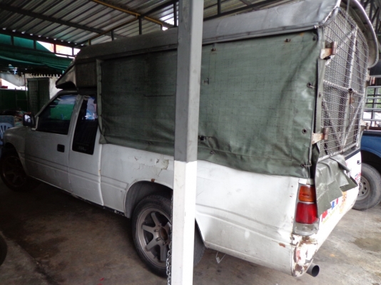 ขาย isuzu spacecab ปี95 มือ2 พวงมาลัยพาวเวอร์ แอร์เย็น ขาย110,000บาทโทร.0815818666ปรีชา