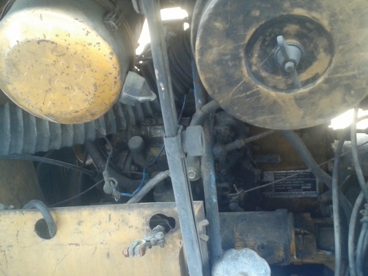 ขายเครื่องปั้มลม KOMATSU 3 สูบ  พร้อมใช้งาน