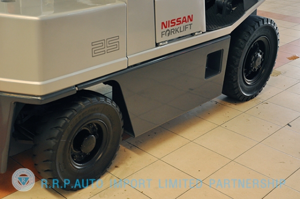 ขายรถโฟล์คลิฟท์มือสอง NISSAN รุ่น EH02 ราคา 285,000 บาทนำเข้าจากประเทศญี่ปุ่น 100\% ไม่เคยใช้งานในประเทศไทย