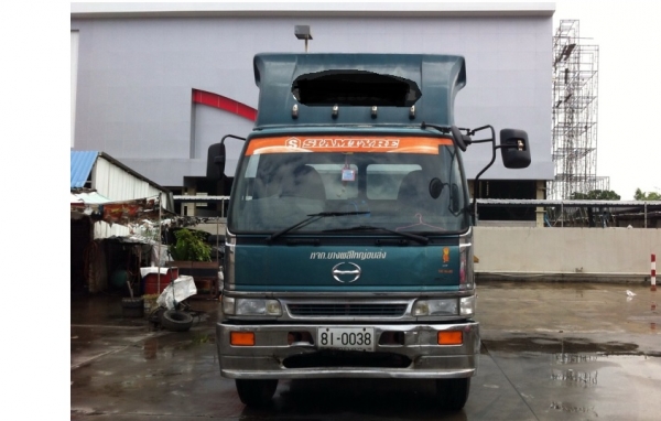 ขายรถสิบล้อ HINO พื้นเรียบ  6 สูบ  178 แรงม้า