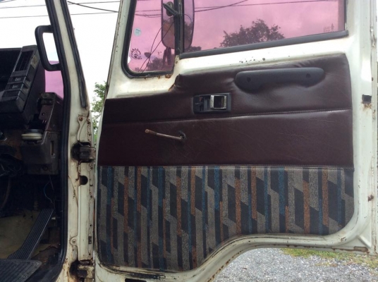 รถบรรทุกน้ำ 10 ล้อ ISUSU FVM12MYK 1 เพลา เครื่อง 175