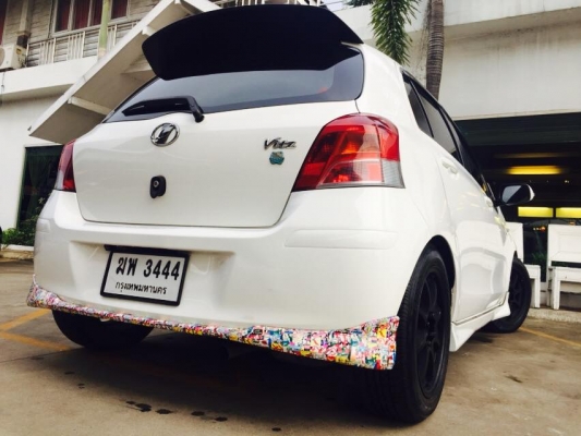 Toyota Yaris สีขาวแท้ ตัวถังอย่างกิ๊ก สวยจิงคันนี้คะ