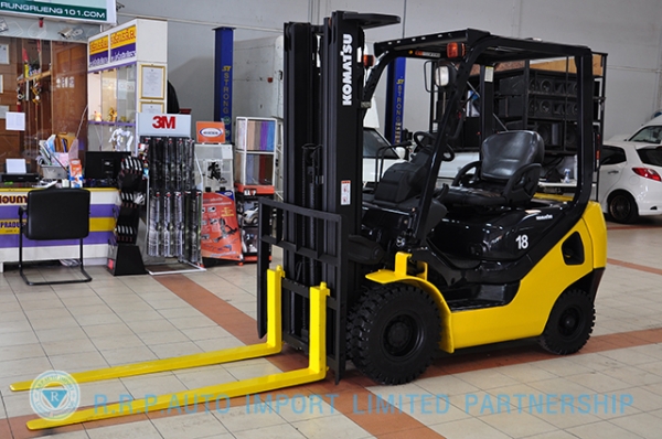 ขายรถโฟล์คลิฟท์มือสอง KOMATSU รุ่น FG18HC ราคา 235,000 บาท นำเข้าจากประเทศญี่ปุ่น 100\% ไม่เคยใช้งานในประเทศไทย