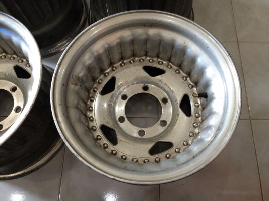 ขายล้อ CENTERLINE ขอบ 15 หน้า10 หลัง12 6 รูกระบะ ออฟลึกสุดตาราง ประมูลจากญี่ปุ่น
