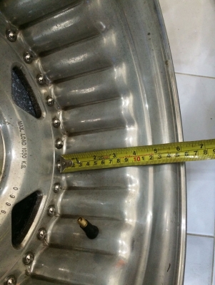 ขายล้อ CENTERLINE ขอบ 15 หน้า10 หลัง12 6 รูกระบะ ออฟลึกสุดตาราง ประมูลจากญี่ปุ่น