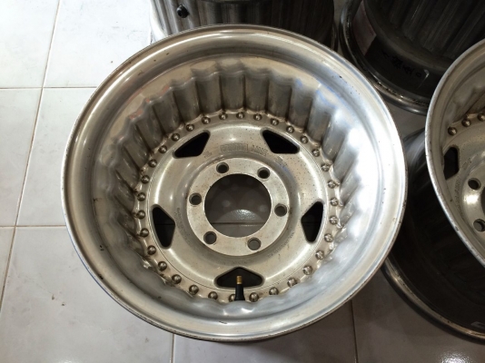 ขายล้อ CENTERLINE ขอบ 15 หน้า10 หลัง12 6 รูกระบะ ออฟลึกสุดตาราง ประมูลจากญี่ปุ่น