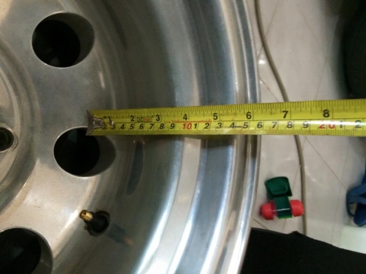 ขายล้อหยดน้ำ ALCOA USA ขอบ 15 หน้า10 หลัง12 6/139.7 ออฟลึกมาก ประมูลจากญี่ปุ่น ขายล้อหยดน้ำ ALCOA USA ขอบ 15 หน้า10 หลัง12 6/139.7 ออฟลึกมาก ประมูลจากญี่ปุ่น