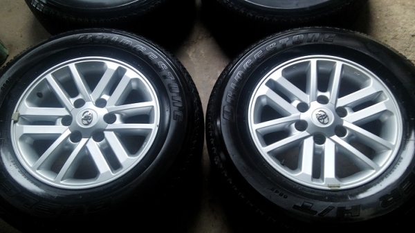 Fortuner Vigo17 พร้อมยาง ปี 13