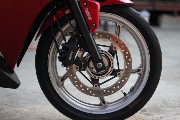 Cbr250i ABS 2011 สวยอย่างกะรถใหม่ ยางใหม่ สดๆ