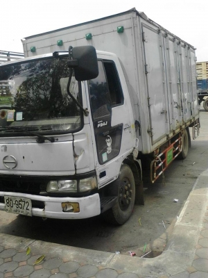 ขายเอปบี4Jตู้บรรทุกสวยเดิม
