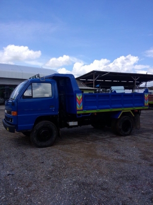 รถดั้มNPR115ปี37สั่งลุยแท้ ท้ายเอฟ พาวเวอร์ แอร์เย็นฉ่ำ เครื่องแน่น คัสซีสวย กระบะยาว3.60เมตร กว้าง2.10เมตร ดั้มยิงหน้า รถสวยทะเบียนพร้อมโอน รถห้างแท้