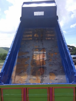 รถดั้มNPR115ปี37สั่งลุยแท้ ท้ายเอฟ พาวเวอร์ แอร์เย็นฉ่ำ เครื่องแน่น คัสซีสวย กระบะยาว3.60เมตร กว้าง2.10เมตร ดั้มยิงหน้า รถสวยทะเบียนพร้อมโอน รถห้างแท้