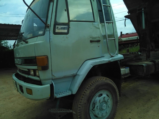 10ล้อดั้ม ISUZU ROCK 240ปี35หัวขาวทำฟ้าเครื่องใหม่6BG-250แรงม้า 10ล้อดั้ม ISUZU ROCK 240ปี35หัวขาวทำฟ้าเครื่องใหม่6BG-250แรงม้า