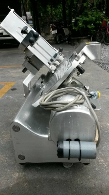 เครื่องสไลด์หมู-เนื้อ อัตโนมัติ