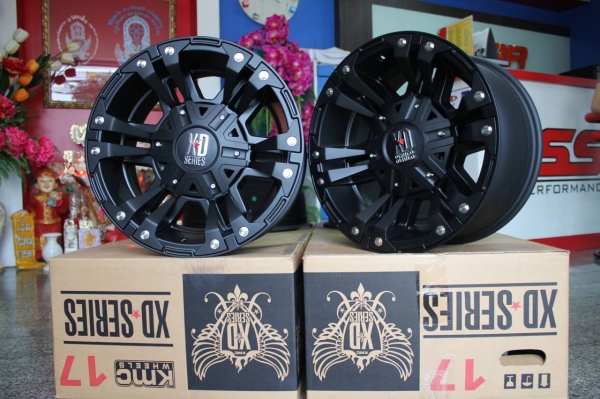 XD*SERIES XD822 ขอบ17X9 ออฟ-12 6H135/139.7 สีดำด้าน