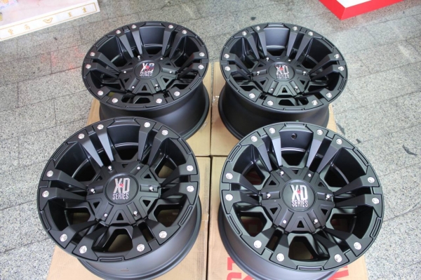XD*SERIES XD822 ขอบ17X9 ออฟ-12 6H135/139.7 สีดำด้าน