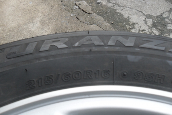 ล้อแม็ก 16นิ้ว 6รู อีซูสุ พร้อมยาง สวยๆ 4 ล้อ ราคา 7900 บาท ล้อแม็ก 16นิ้ว 6รู อีซูสุ พร้อมยาง สวยๆ 4 ล้อ ราคา 7900 บาท