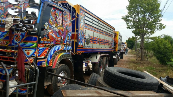 สิบช้อ อีซูซุ 360ปี54 แม่ลูก3คาน ดั้มมีเนียม รถสภาพนางฟ้าสวยจัดทั้งคันพร้อมใช้งาน ทะเบียนพร้อมโอน