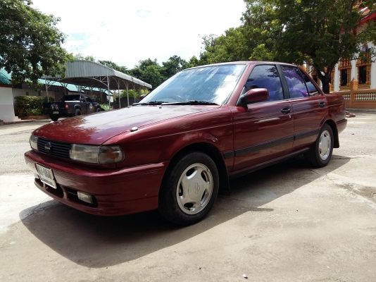 ขายรถเก๋ง Nissan sentra ออโต้ ไฟฟ้า ไม่เคยติดแก๊ส ไม่เคยเป็นแท้กซี่ สวยพร้อมใช้