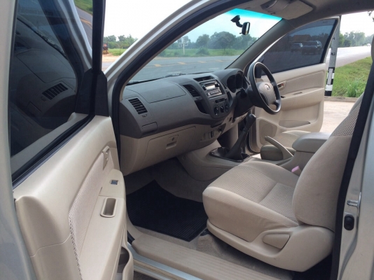 ขาย วีโก้ ปี49 สวยๆ พร้อมลุยงาน ครับ