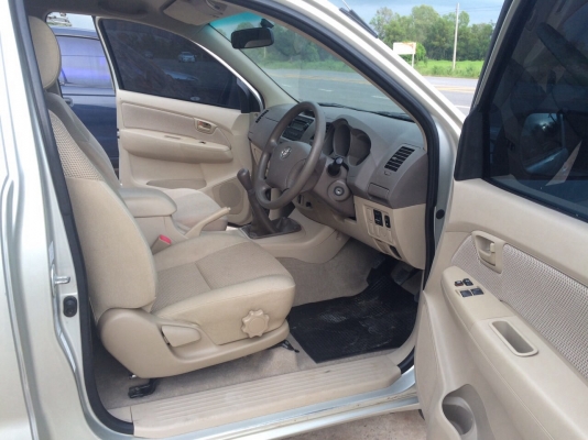 ขาย วีโก้ ปี49 สวยๆ พร้อมลุยงาน ครับ