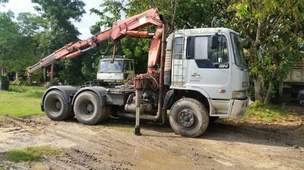 ขายสิบล้อหัวลากHino