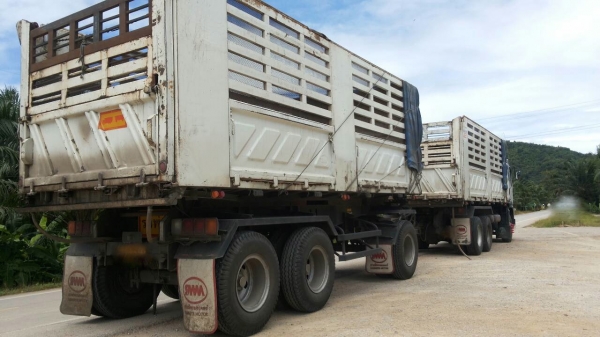 รถอีซูซุ 10 ล้อดั้ม FXZ 360 แรงม้า. ปี 55 , ( ขายแม่ , ลูก. ) , ( รถวิ่ง 28x,xxx กม. )    สนใจติดต่อ  081 - 6079515