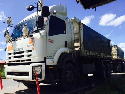 รถอีซูซุ 10 ล้อดั้ม FXZ 360 แรงม้า. ปี 55 , ( ขายแม่ , ลูก. ) , ( รถวิ่ง 27x,xxx กม. )   สนใจติดต่อ  081 - 6079515