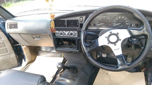 โตโยต้า ไมตี้X.2ประตู..