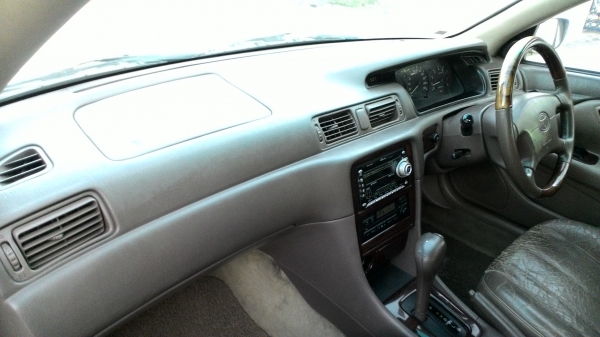 Toyota Camry ปี99 ตัวทอป LPG Toyota Camry ปี99 ตัวทอป LPG